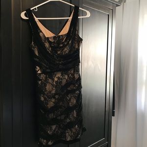 Beautifully fitted and elegant mini dress